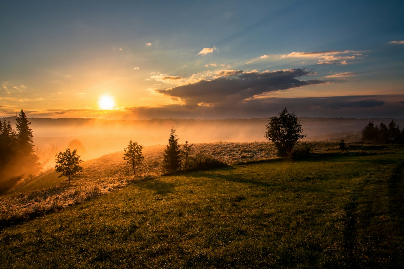 Sunrise illuminating layered horizons, reflecting new possibilities for digital progress